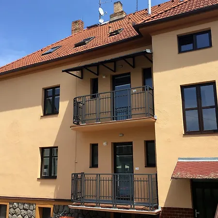 Апартаменты Na Sadech Тршебонь